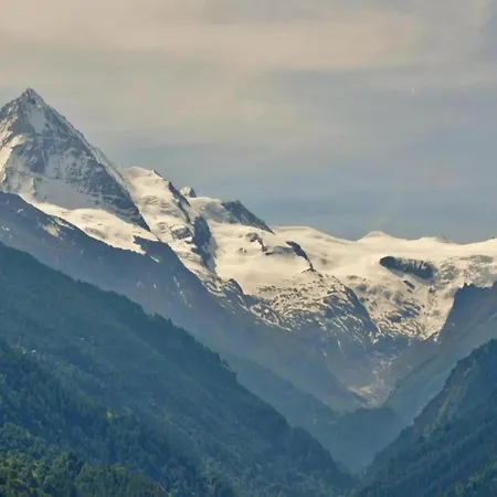 With Balcony In Veysonnaz Lägenhet